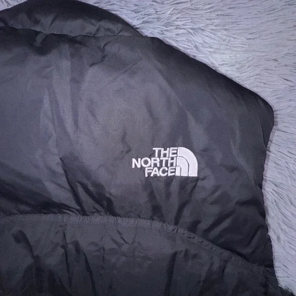 The North Face 1996 Retro Nuptse 700 Fill Down Vest Women's Large Black Puffer - Picture 10 of 14